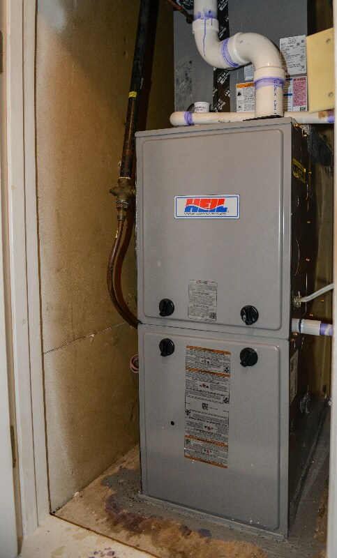 Building Photo - 7117 Tollhouse Dr