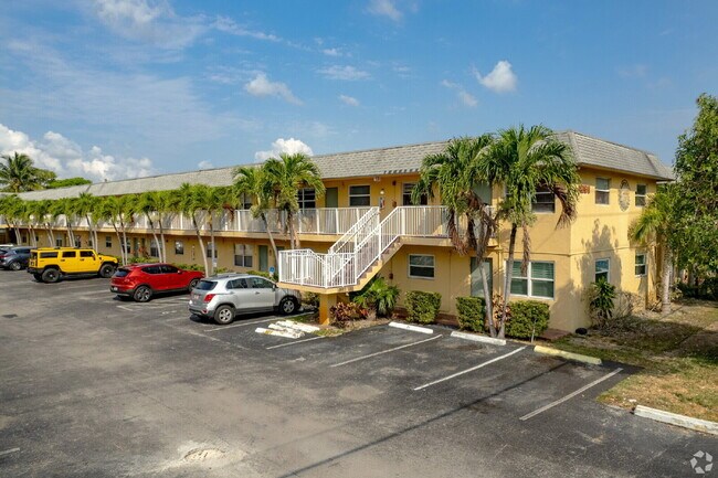 Primary Photo - Bright & Spacious 1BR Near Everything You ...