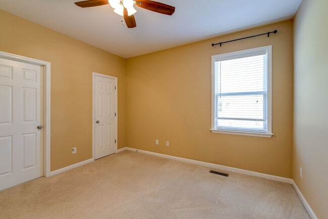 Building Photo - AVAILABLE NOW. 4 Bedroom 3 Bath. Over 3,000 square feet at  Providence Place.  Close to everythin...