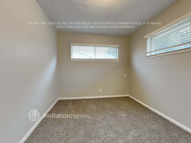 Building Photo - 1605 Comanche Trail