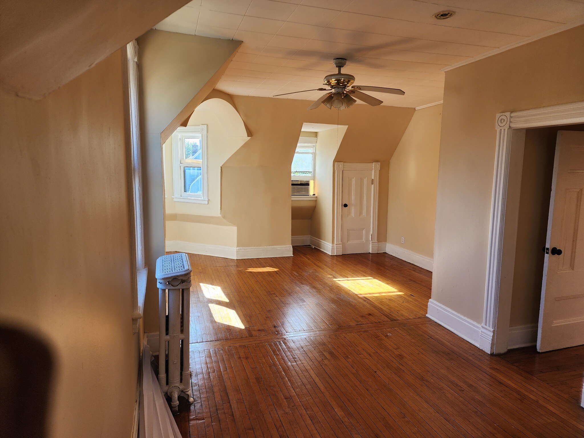 BEDROOM 2A - 720 Madison Ave