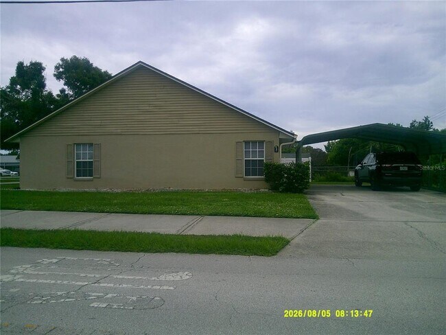 Building Photo - 437 Columbia Ave