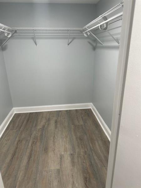 Building Photo - 2700 Coral Springs Dr