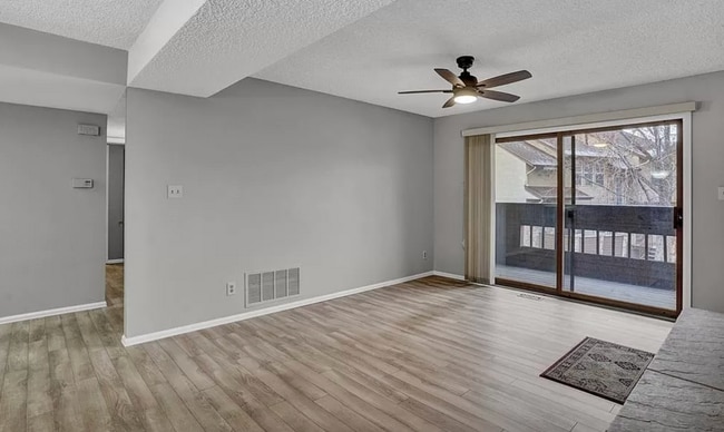 Building Photo - 3305 Capstan Way