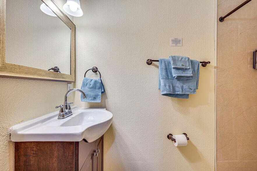 Building Photo - 2934 NW 66th St