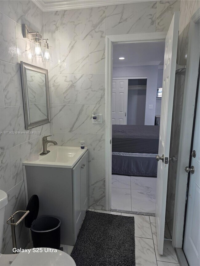 Building Photo - 17101 NW 35th Ave