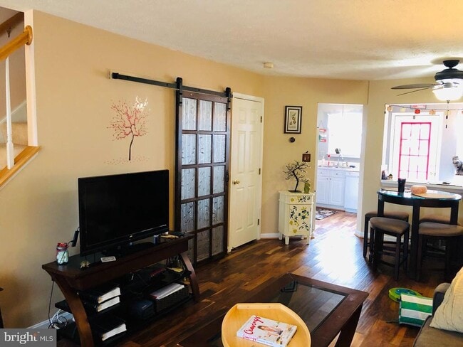 Building Photo - 11052 Sentry Ridge Rd