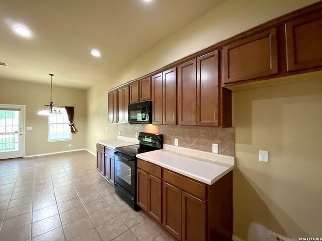 Building Photo - 13904 Belgravia Forest
