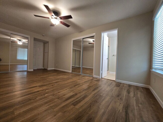 Building Photo - Remodeled 2 Bedroom 2 Bath Condo - Normal Heights - Garage & Driveway Parking