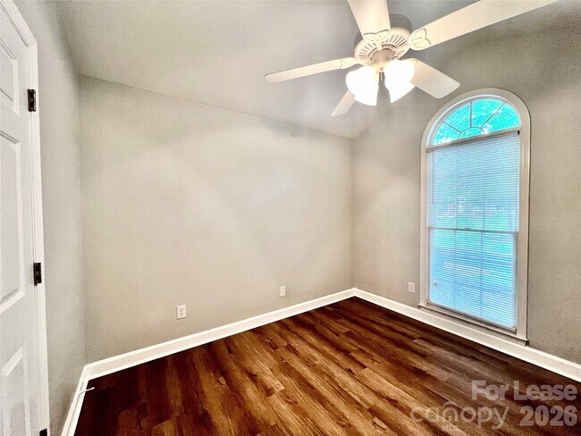 Building Photo - 4409 Stonefield Dr
