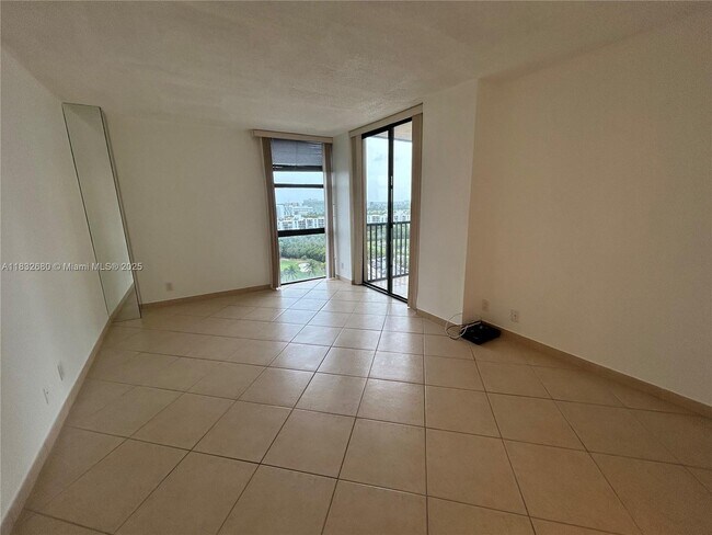Building Photo - 20335 W Country Club Dr