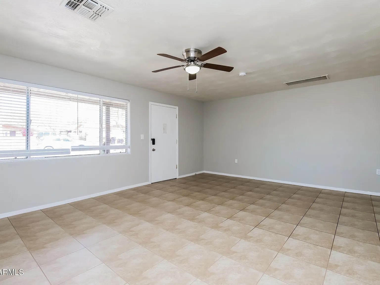 Bedroom - 1323 E Carol Ave