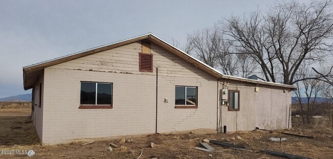 Building Photo - Canaga Property