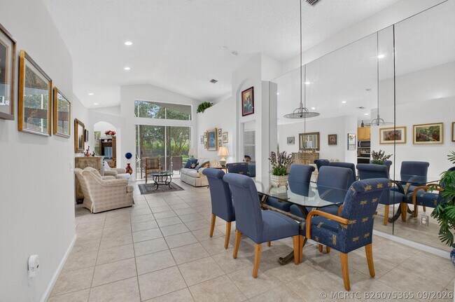 Building Photo - 11176 Ihilani Way