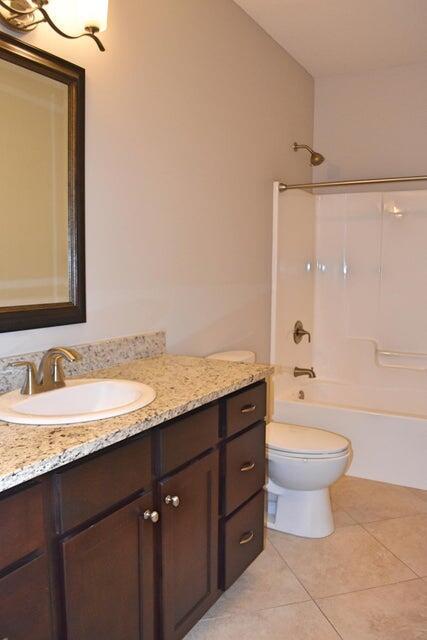 Building Photo - 416 Tropical Way