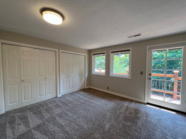 Building Photo - $300 OFF Move in Costs!  Elegant Four Bedr...