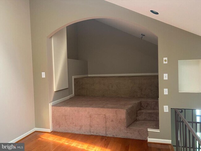 Building Photo - 18472 Bishopstone Ct