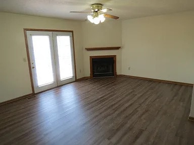 Building Photo - 2129 Brett Ct