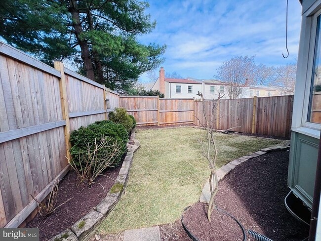 Building Photo - 305 Gundry Dr