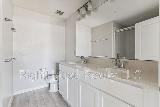 Building Photo - 141 Cape Honeysuckle Pl