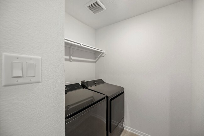 Building Photo - 21111 Salton Sea Ln