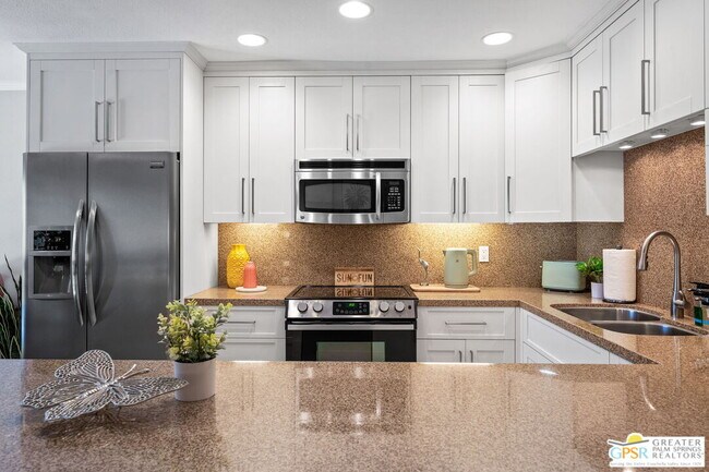 Building Photo - 45405 Lupine Ln