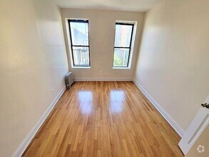 Building Photo - 3 bedroom in New York NY 10040