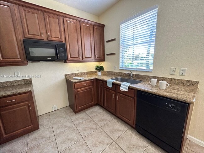 Building Photo - 7828 Parsons Pine Dr