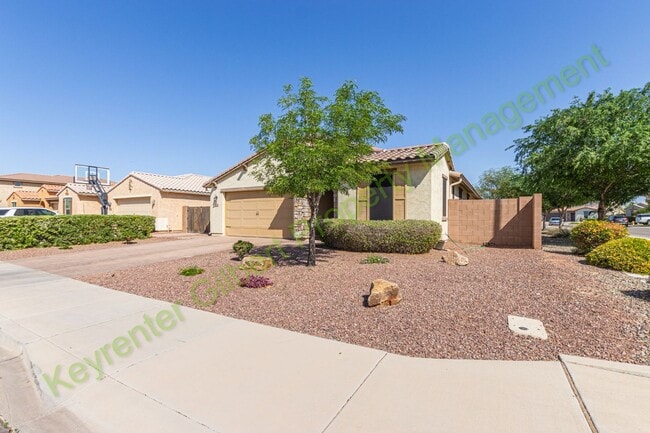 Building Photo - Beautiful Single-Story 3-Bed/3-Bath Home i...