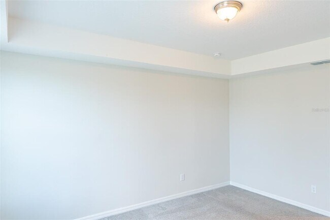 Building Photo - 9457 Randal Park Blvd