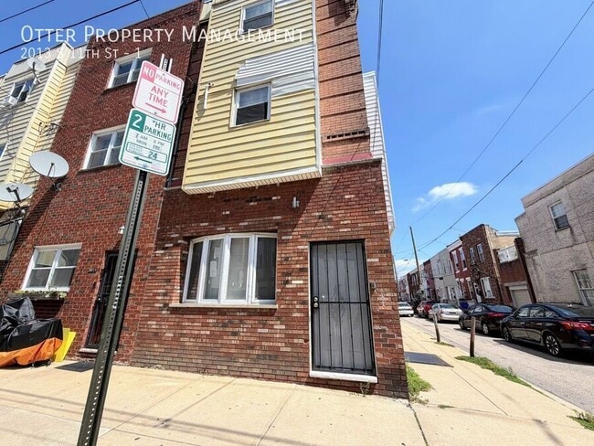Building Photo - 2013 S 11th St