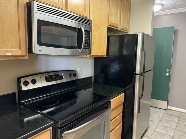 Building Photo - 15659 Horseshoe Ln