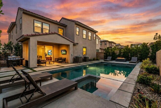 Building Photo - 35821 Cannon Dr