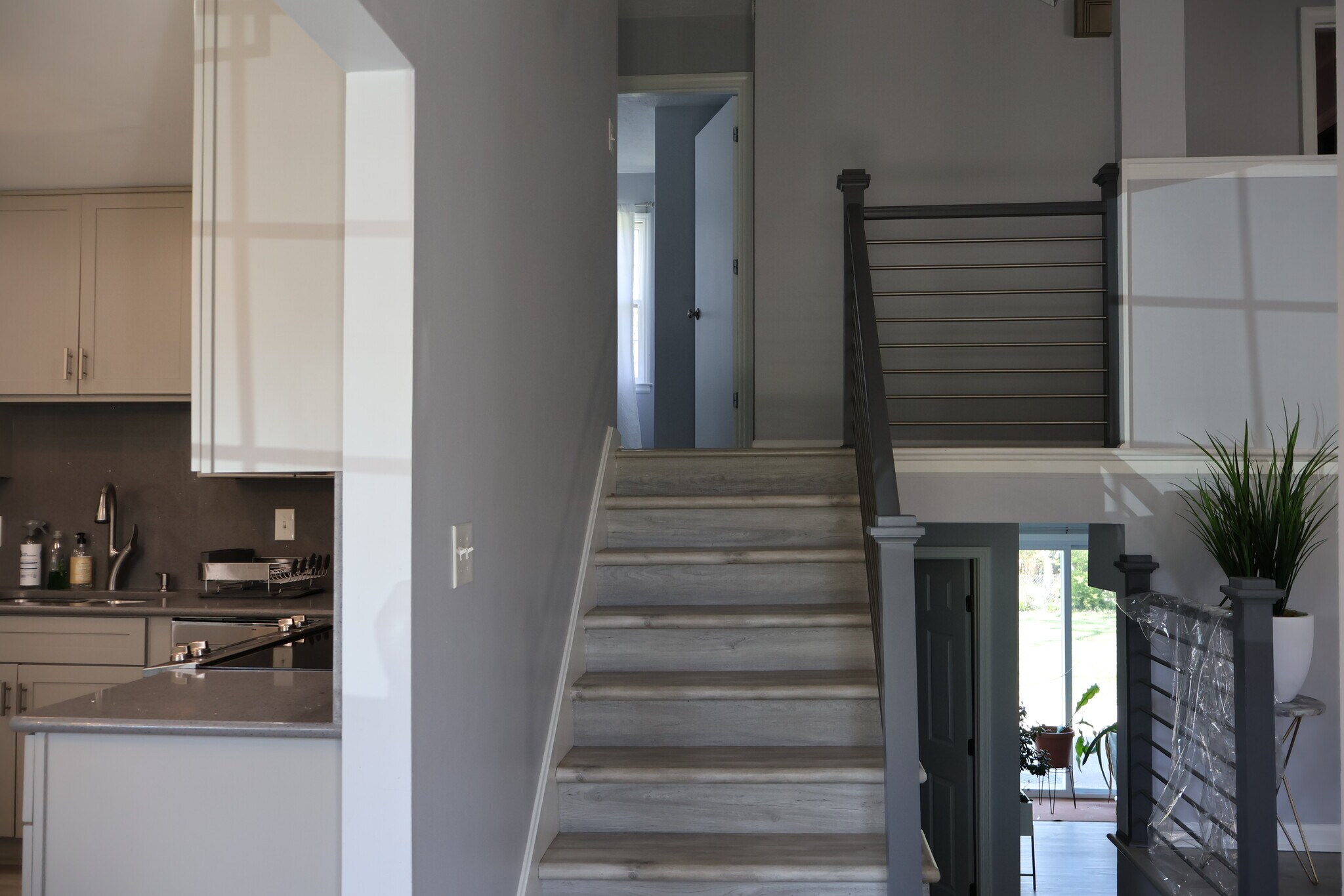 Building Photo - 3497 Castleton Hl