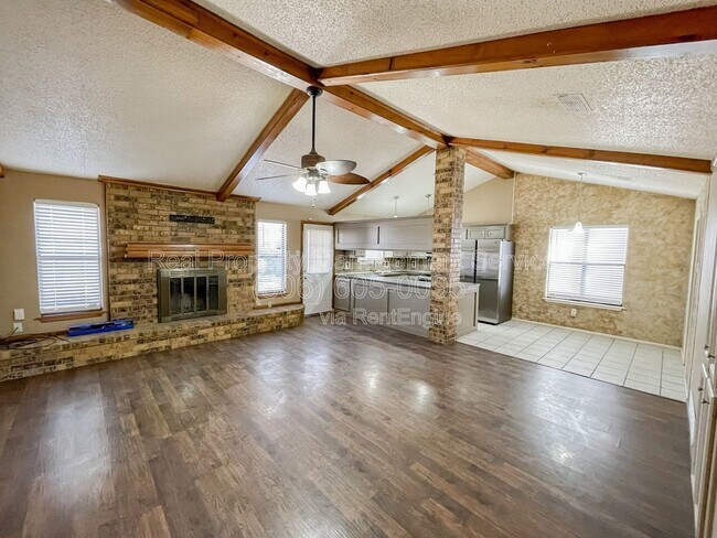 Building Photo - 2108 77th St