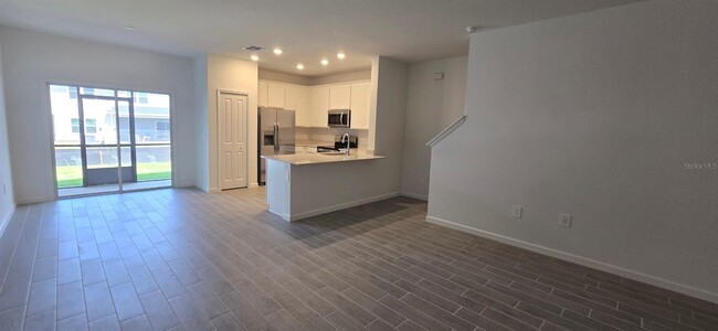 Building Photo - 3577 SE 37th Ct