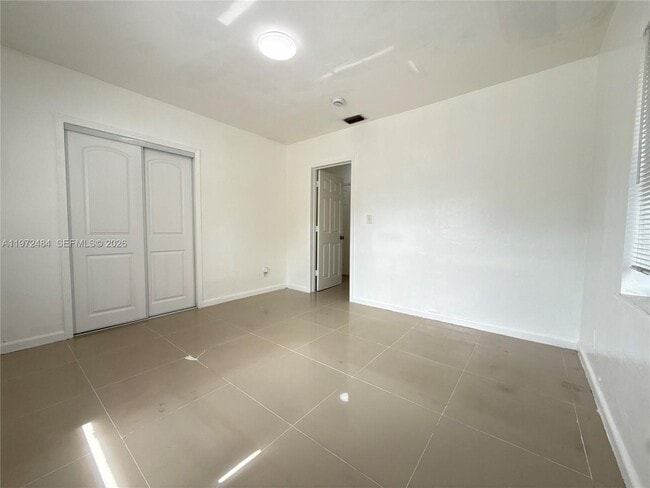 Building Photo - 911 NW 57th St