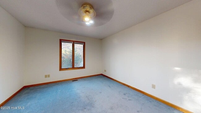 Building Photo - 1236 Rays Bridge Rd