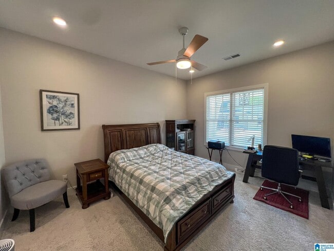 Building Photo - 4740 Arden Wy