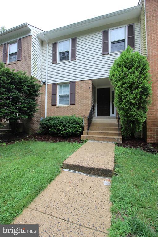 Building Photo - 5902 Langton Dr