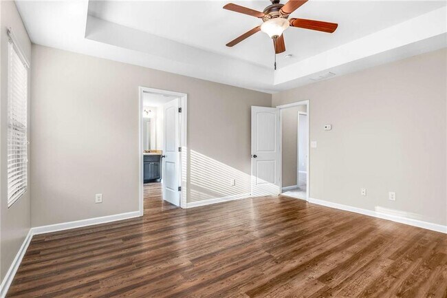 Building Photo - 317 Clover Brook Dr