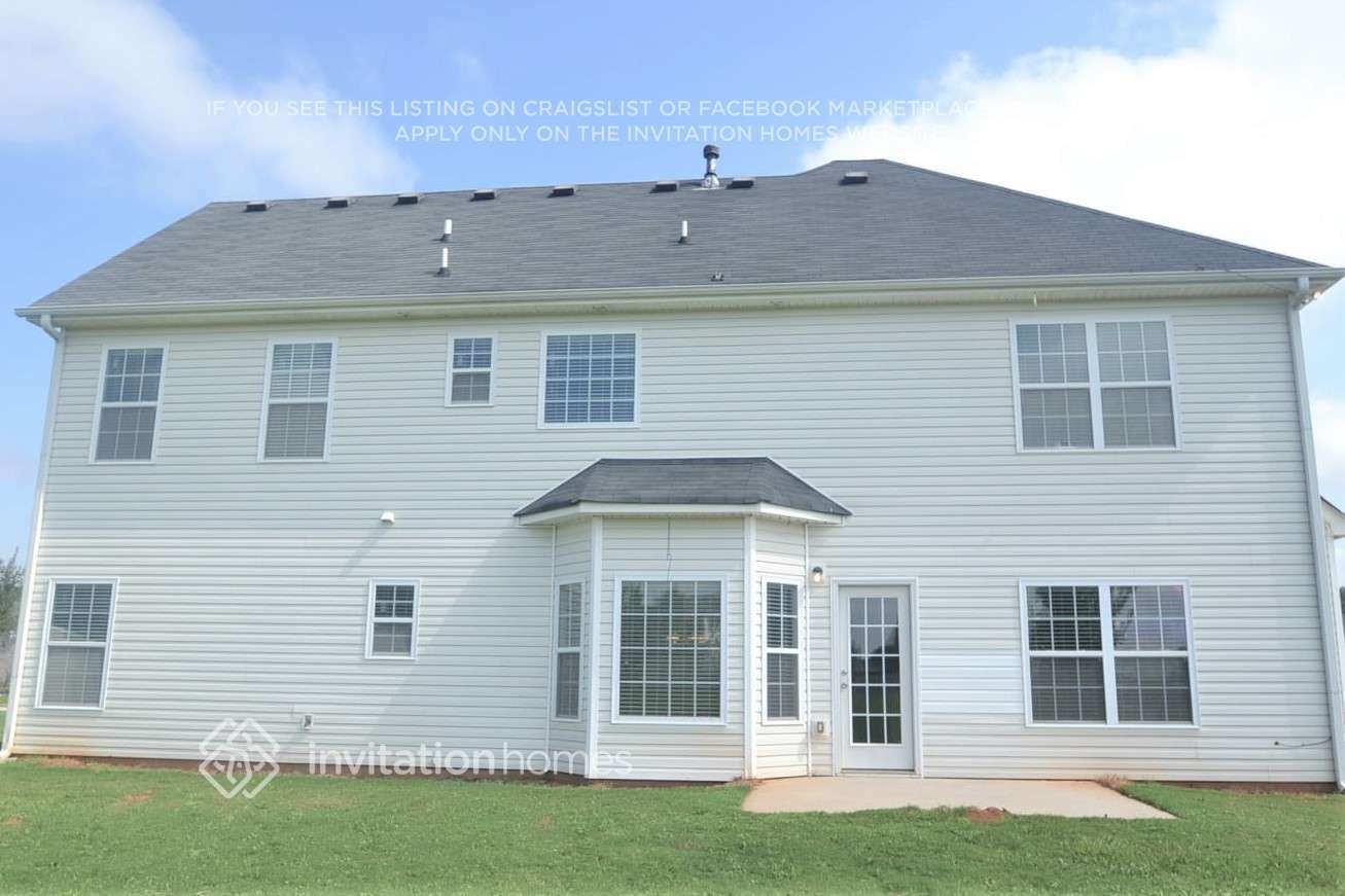 Building Photo - 5108 Redcoat Ln