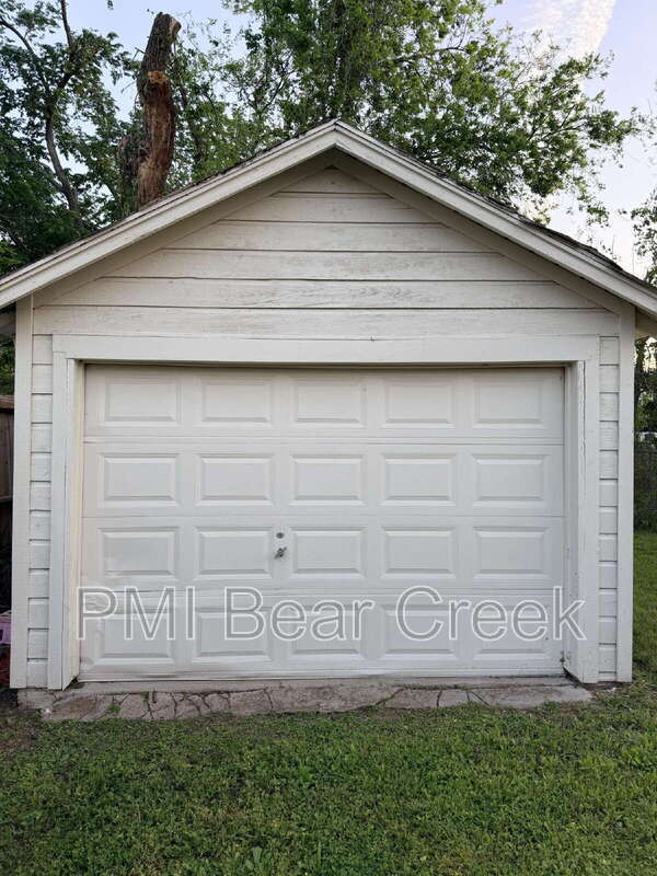 Building Photo - 3014 Rosalie St