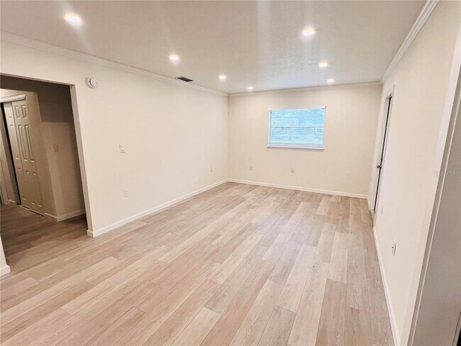 Building Photo - 5800 Virginia Ave