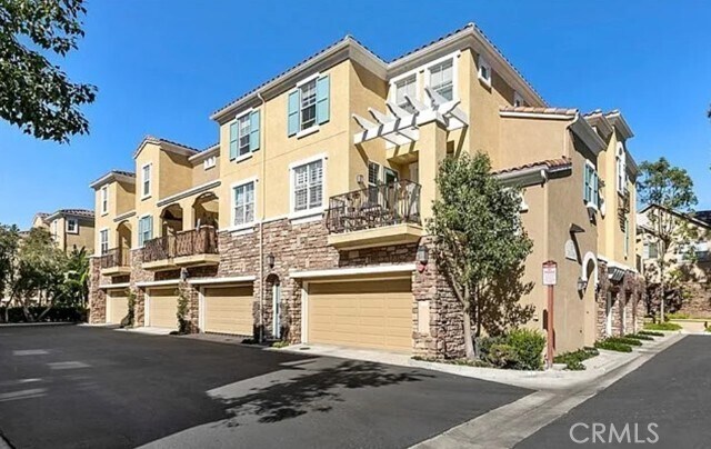 Building Photo - 308 Terra Bella