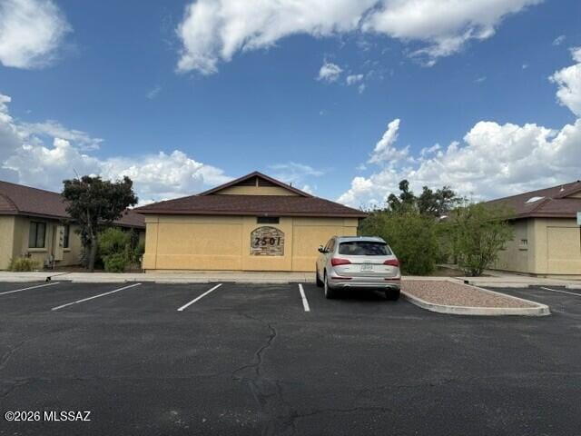 Building Photo - 2501 S Pantano Pkwy