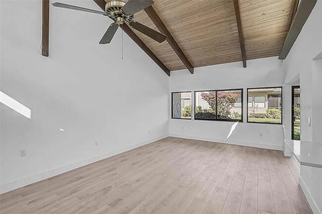 Building Photo - 500 Park Blvd S