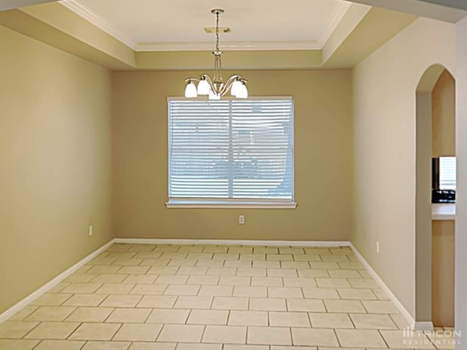 Building Photo - 7719 Trophy Pl Dr
