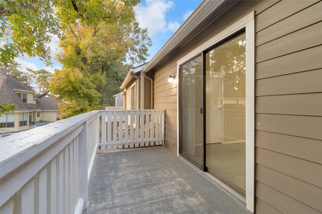 Building Photo - 14911 Wunderlich Dr