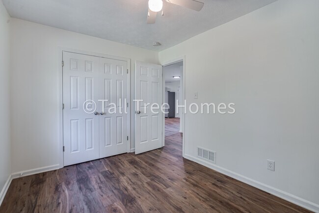 Building Photo - 325 Camp Ground Rd